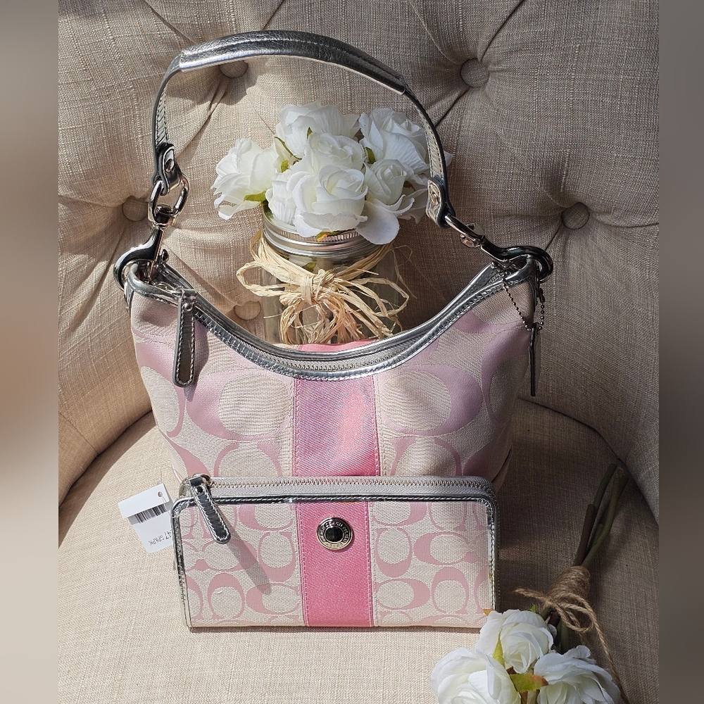 Coach Signature Jacquard Stripe Hobo Shoulder Bag Purse & Wallet Set ( Pink )